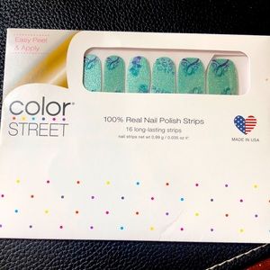 Open hearts Color Street nail strips